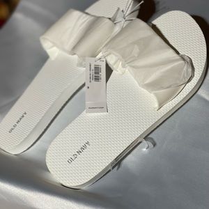 New women’s white slides